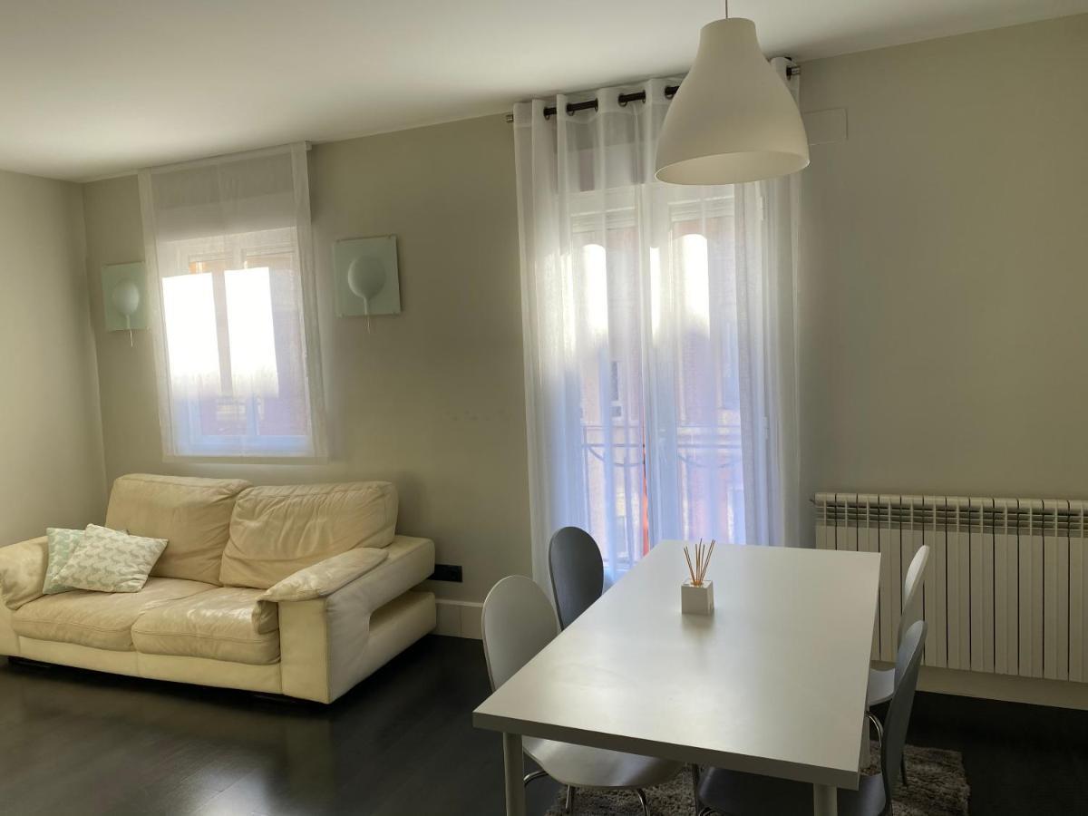 Apartamentos Logrono Centro, Tic Tac, Wifi Kültér fotó